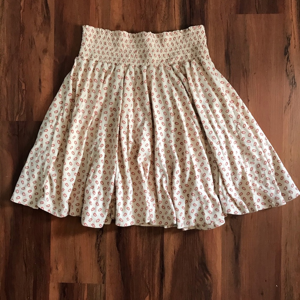 Calvin Klein Patterned Skirt